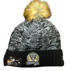 New Las Vegas Raiders New Era Womens Solute To Service Pom Kit Hat Beanie